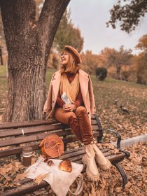 لوکیشن های عکاسی پاییزی در مشهد